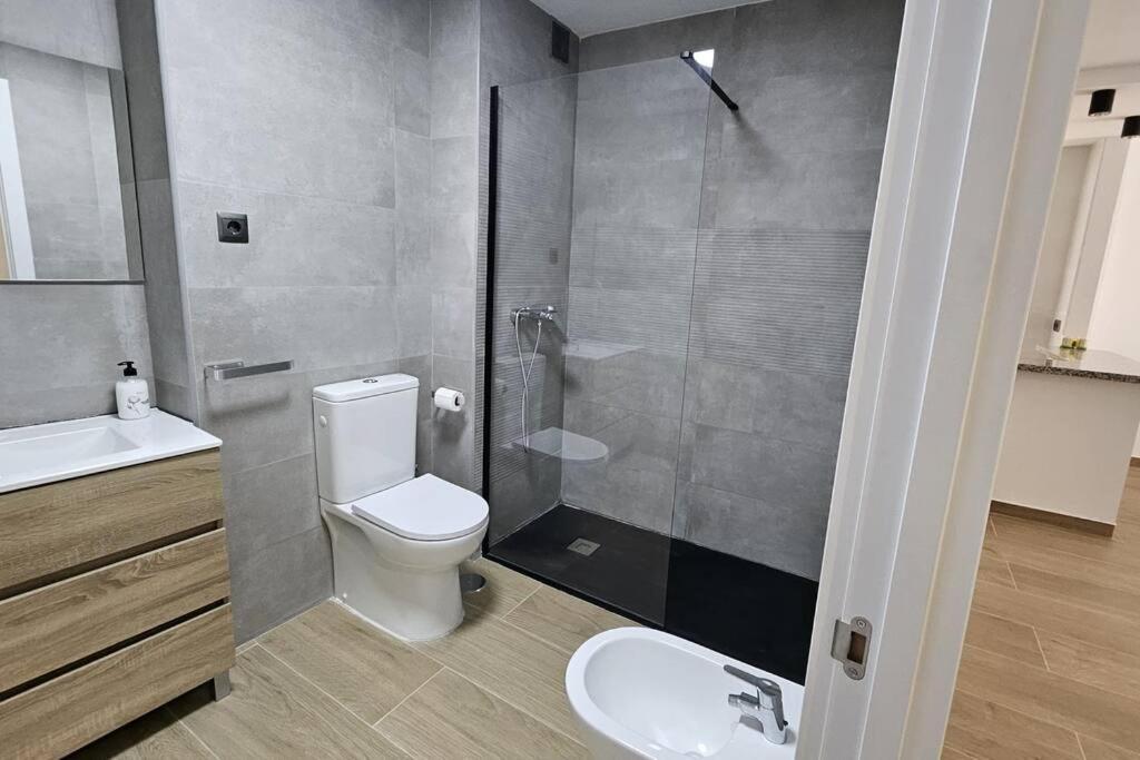 Piso Acogedor En Malaga Apartment Exterior photo